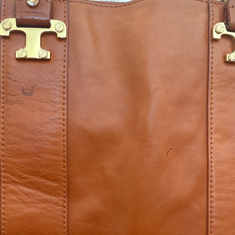 Vintage Tory Burch Cognac Leather Tote with Gold Hardware - Picture 5 of 11